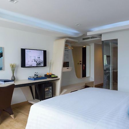 The Xtreme Suites Bangkok Exterior foto